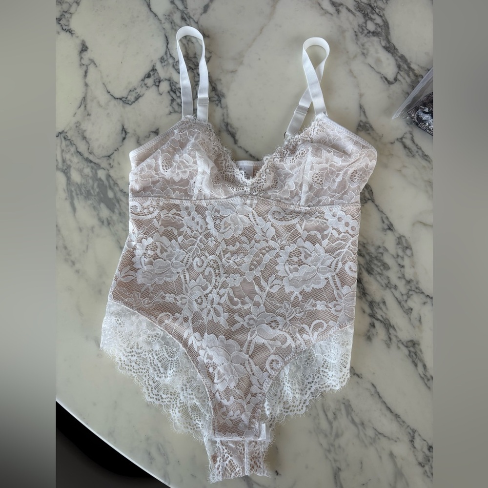 NEW Cosabella White Lace Bodysuit sz (small) L